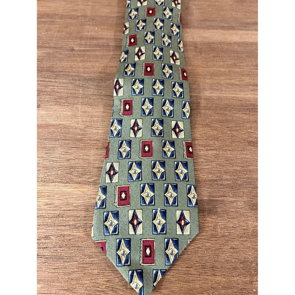 Chaps Ralph Lauren Mens Silk Tie Sage Green Geometric Diamond Pattern Red Blue